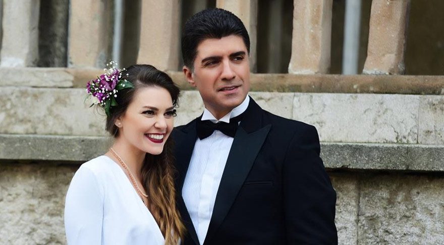 Aslı Enver ve Özcan Deniz den aşk bombası