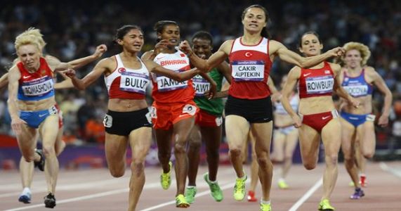Sporcularımız utandırmaya devam ediyor!