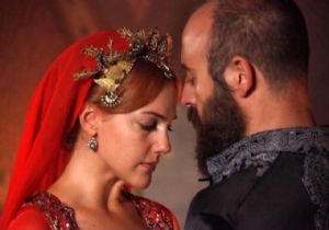 Meryem Uzerli Hürrem le geri döndü!