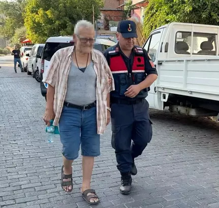 Evinde çok sayıda hap bulundu: ‘Doktor raporum var’ dedi