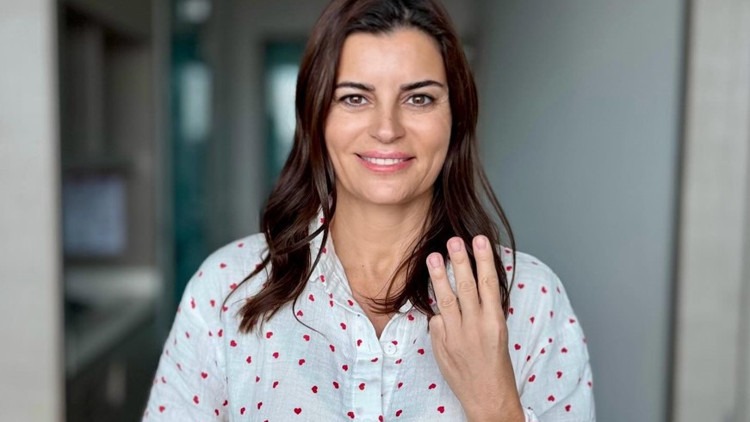 Ünlü sunucu kanser olduğunu açıkladı