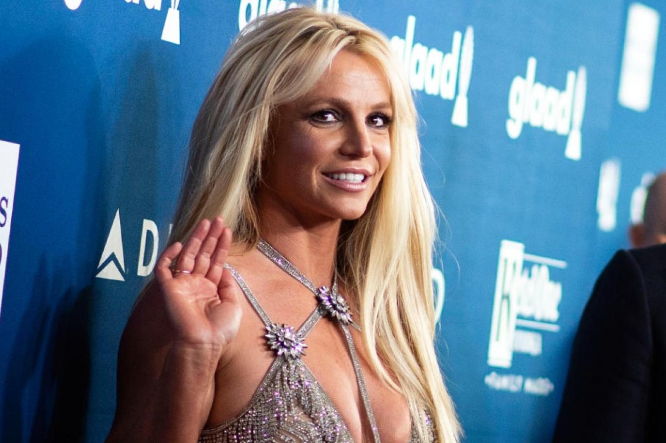 Britney Spears itiraf etti!