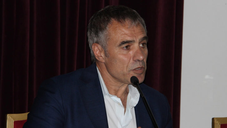 Ersun Yanal dan yabancı sayısı açıklaması