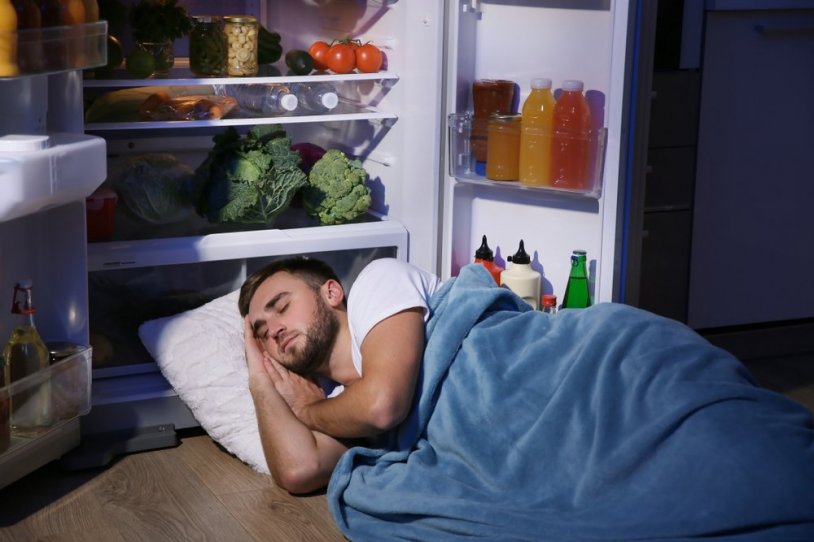 Aç karnına uyumak sağlıklı mı?