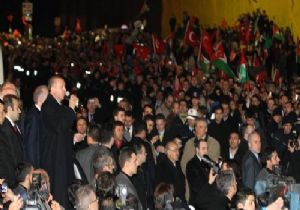 ERDOĞAN YURDA DÖNDÜ İLK MESAJINI VERDİ: MİLLETMİZE SÜNEPELİK YAKIŞMAZ!