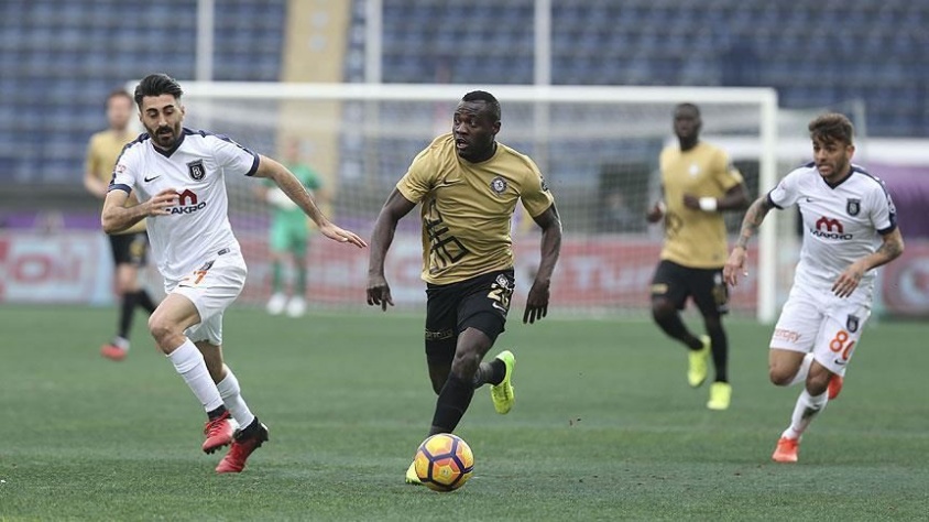 Başakşehir deplasmanda güldü