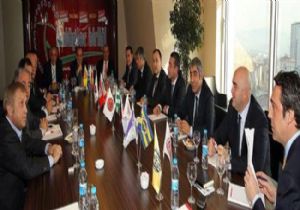 Kulüpler Birliği nden Aydınlar a Destek: