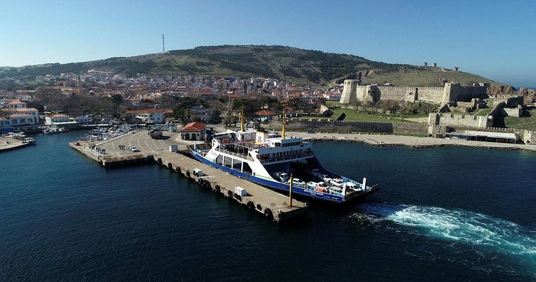 Bozcaada trafiğine  bayram tatili  ayarı