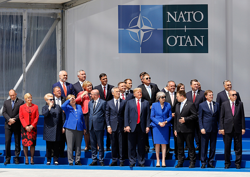 Erdoğan NATO Zirvesi nde