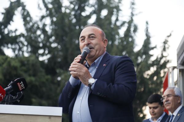 Çavuşoğlu: Kılıçdaroğlu, YPG/PYD terör örgütü mü değil mi?