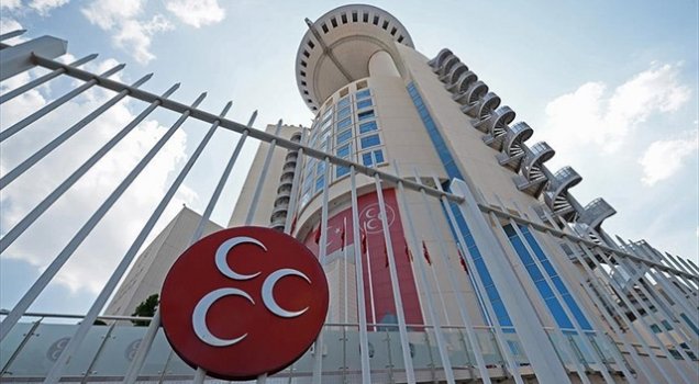 MHP de istifa depremi