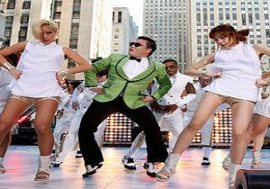 PSY Gentleman ile Uçtu!