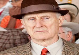 Ünlü Oyuncu James Cromwell Tutuklandı