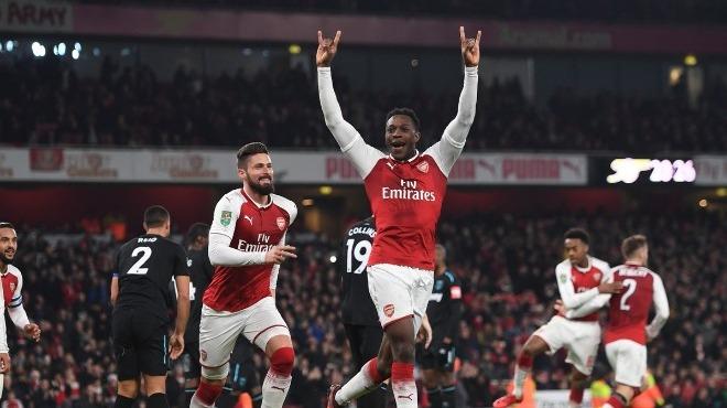 Danny Welbeck imzayı attı