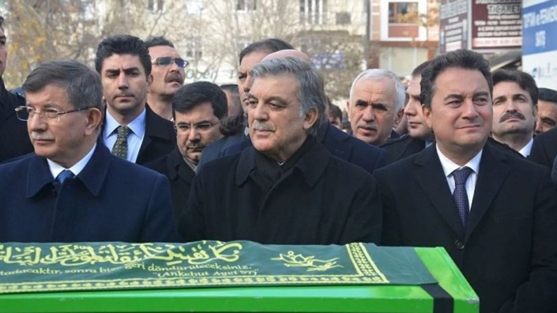 Abdullah Gül den yeni parti için talimat