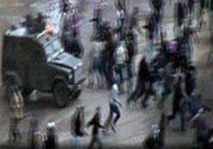 Uygur Bölgesinde Patlama: 1 i Polis, 3 Ölü