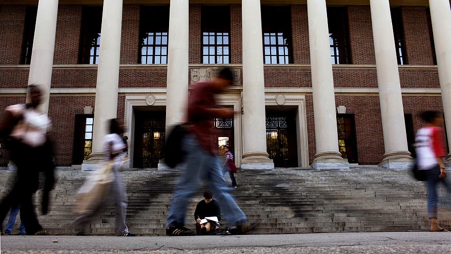 Harvard Üniversitesi ne ırkçılık suçlaması: Asyalılara düşük puan