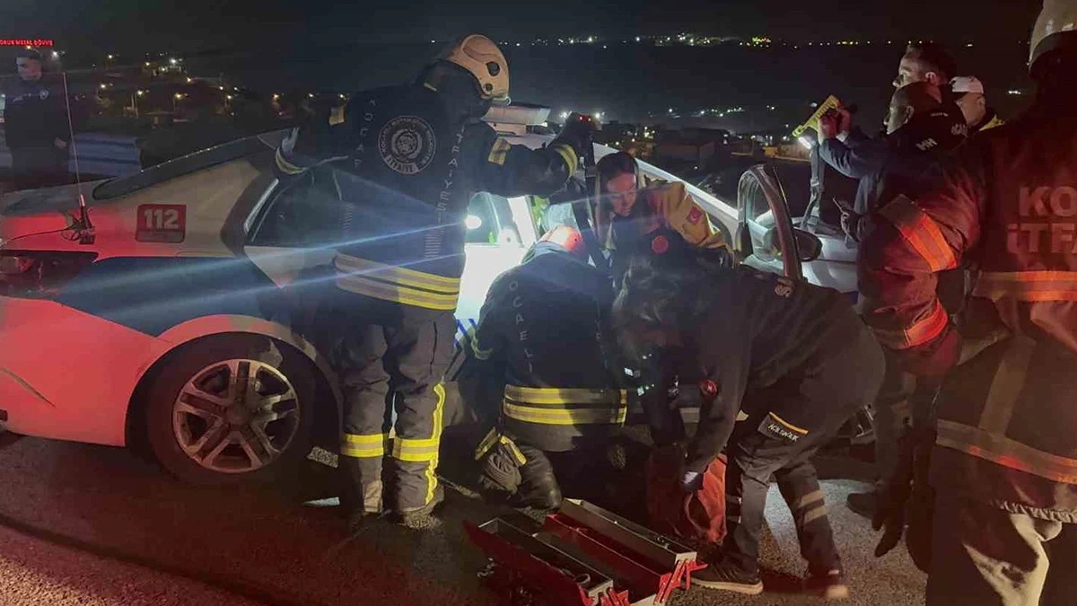 TEM de polis aracı kaza yaptı!