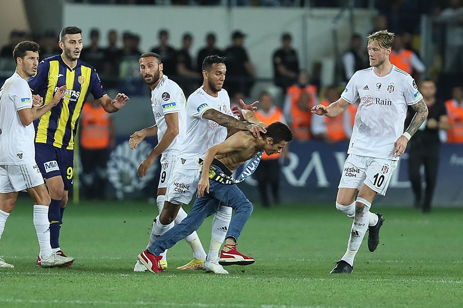 PFDK dan Josef de Souza kararı