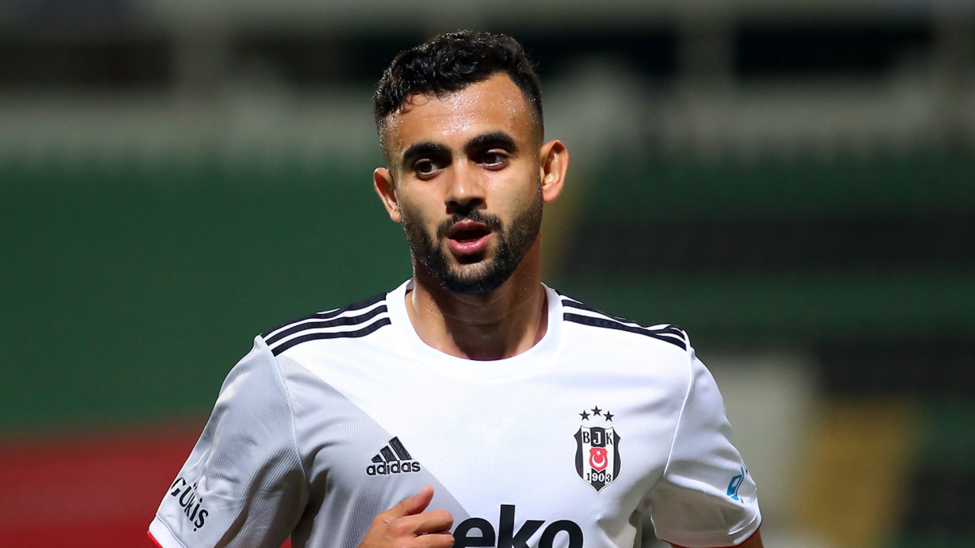 Beşiktaş ta Rachid Ghezzal kararı!