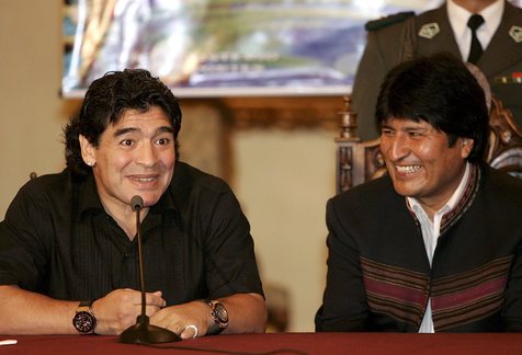 Maradona’dan Evo Morales’e destek