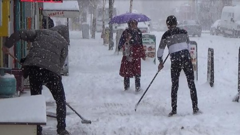 Kar yağışı sınırdan giriş yaptı