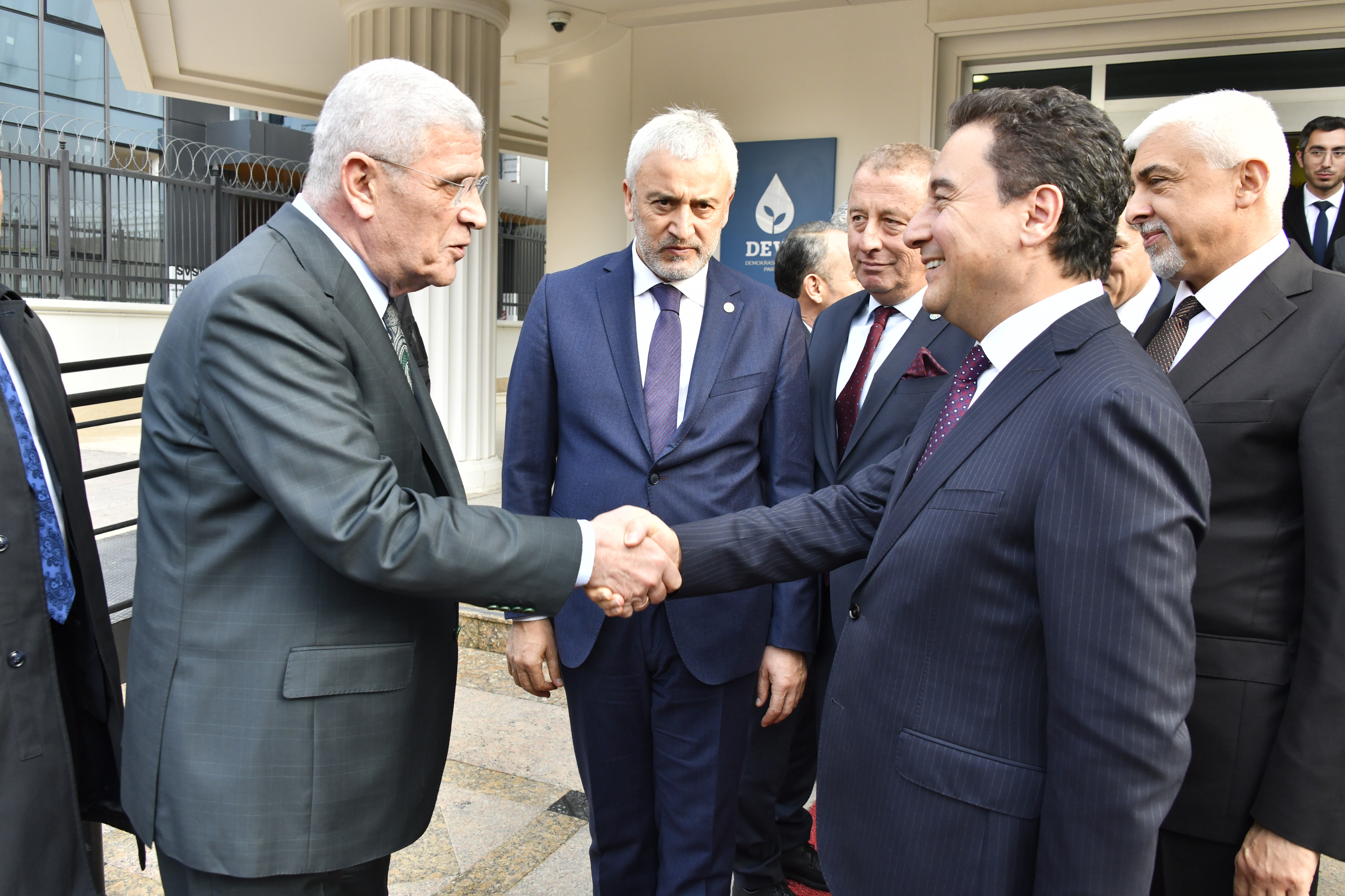 Dervişoğlu ndan, Babacan a ziyaret