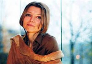 Mehmet Berksan, Elif Şafak ı Bitirmeye Niyetli!