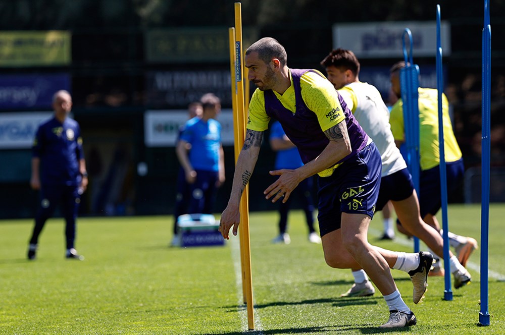 Fenerbahçe de kadroya alınmayan Leonardo Bonucci den paylaşım