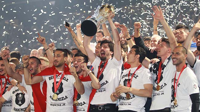 Kartal 3. yıldızı taktı