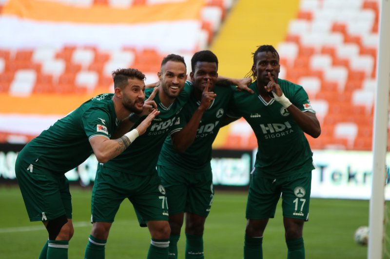 Giresunspor seriye bağladı