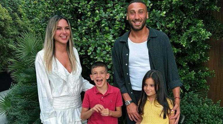 7 yıllık evlilik sona mı eriyor? Cenk Tosun dan boşanma açıklaması