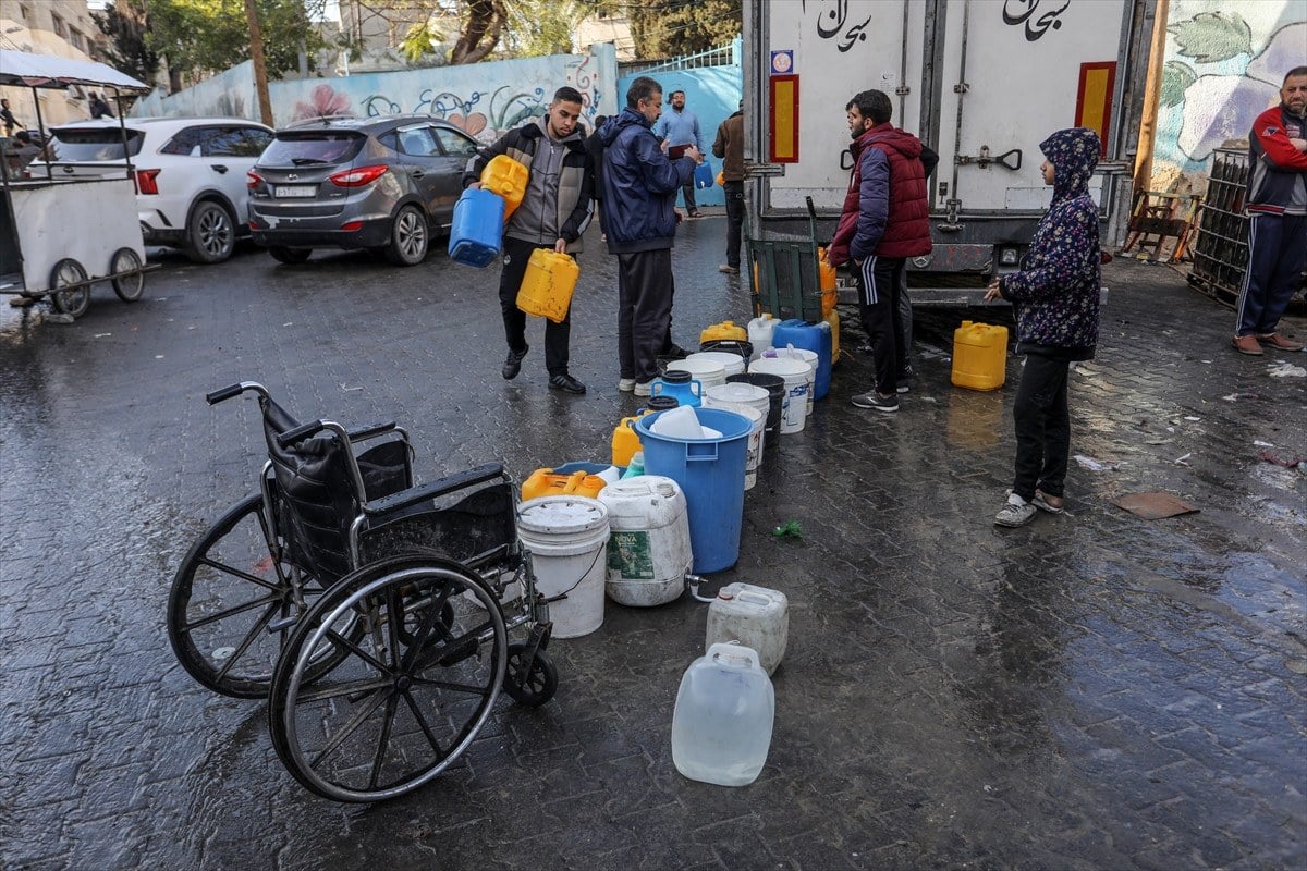 Gazze de su sıkıntısı sürüyor