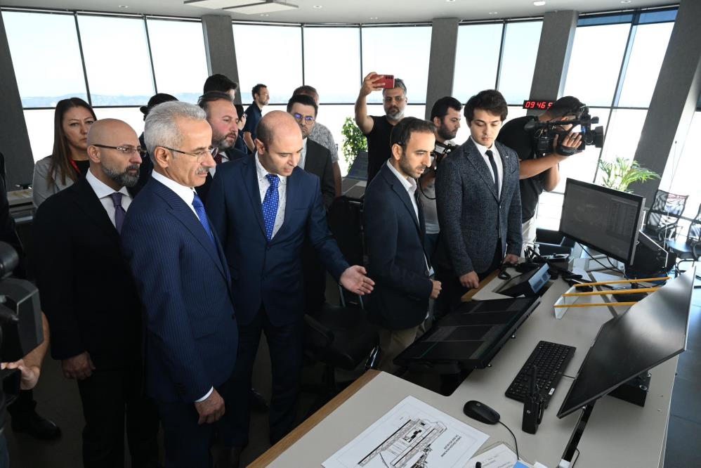 Bakan Uraloğlu: Havalimanlarımız yerli ve milli Yazılımı ile korunmaya başlandı