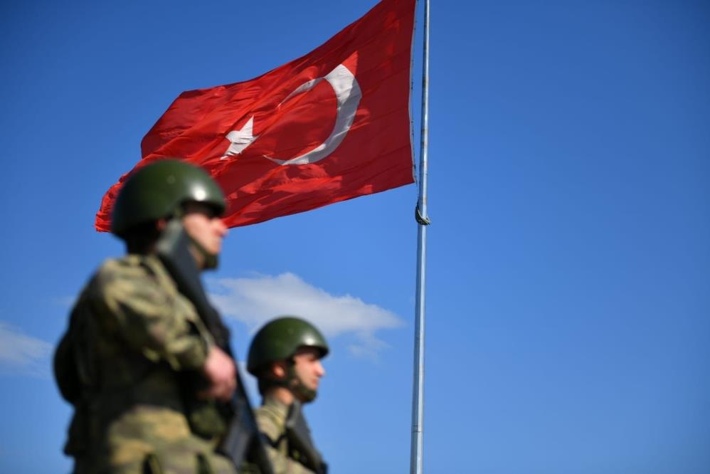 Türkiye’ye gönderilmeye çalışılan 3 terörist sınırda yakalandı