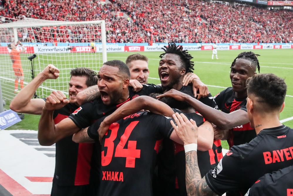 Bayer Leverkusen tarihinde ilk kez şampiyon!