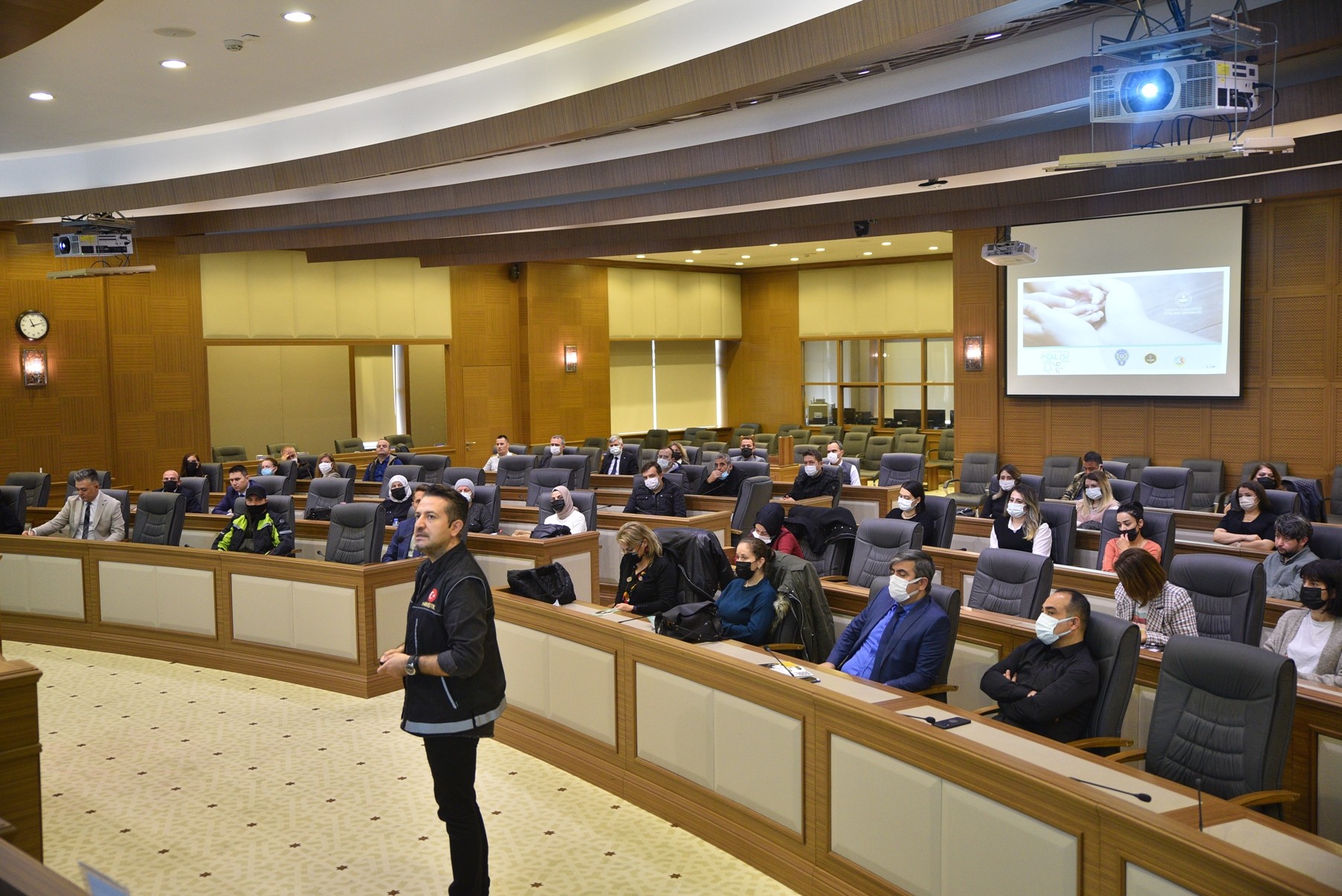 Bursa belediyesi uyuşturucuya karşı eğitim verdi