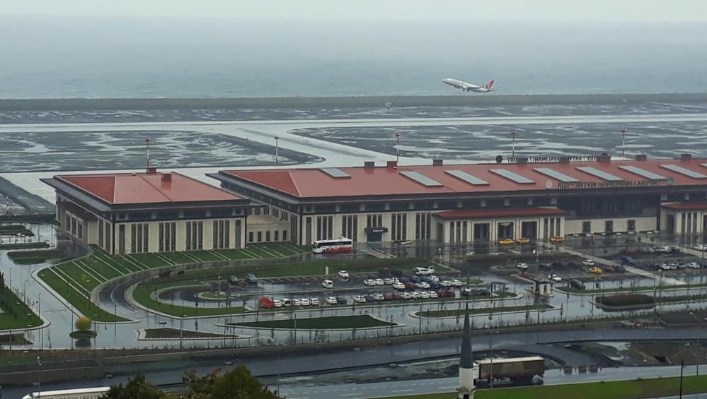 Rize-Artvin Havalimanı nı 710 bin 558 kişi kullandı