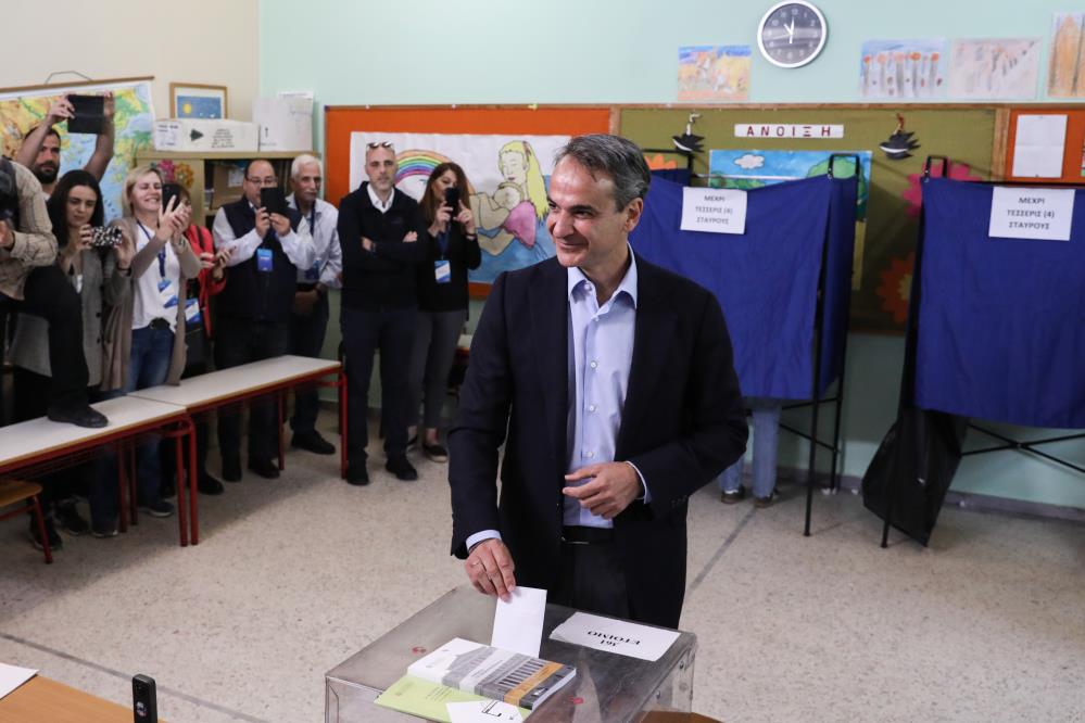 Yunanistan’da Miçoktakis’in partisi seçimi önde bitirecek