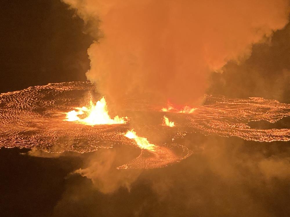 Hawaii’deki Kilauea Yanardağı nda patlama