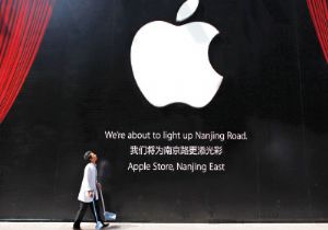 Apple hissesi ilk kez 600 dolar