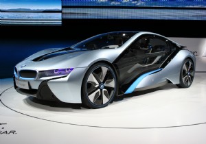 BMW Rakiplerine Gözdağı Vermeye Devam Ediyor!