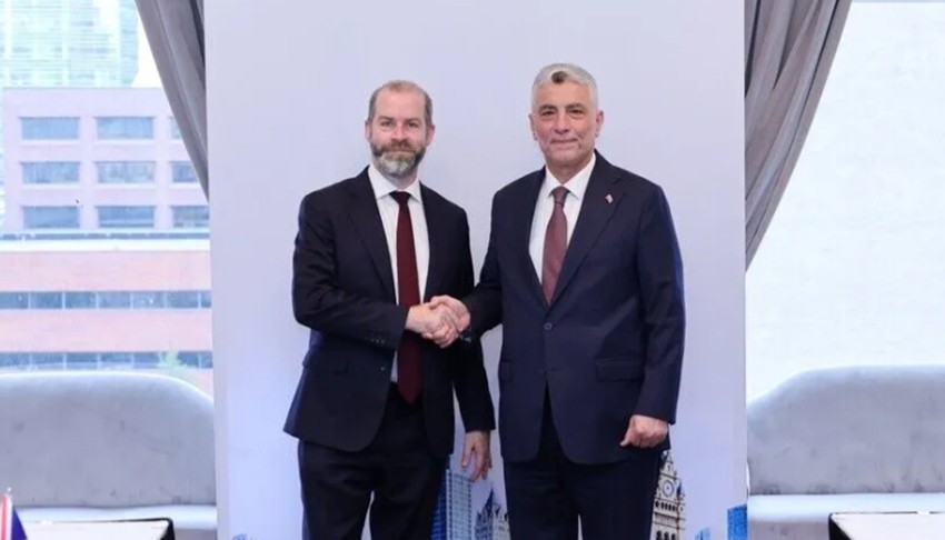 Bakan Bolat'tan kritik görüşme