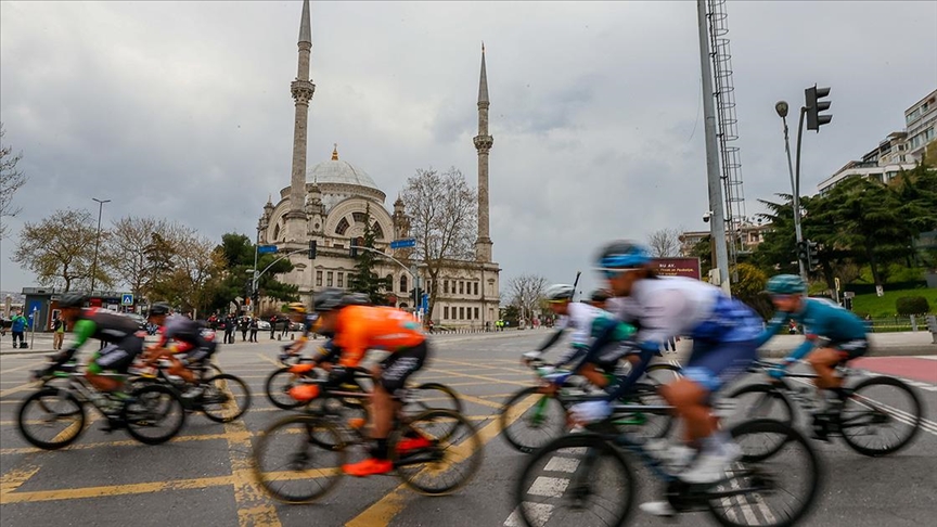 Türkiye bisiklet turu Türkiye yi tanıtmaya devam ediyor