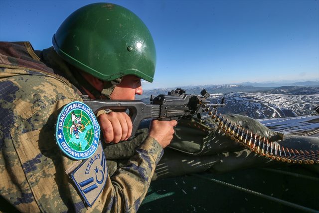 Mehmetçik için uyarı radarı ürettiler