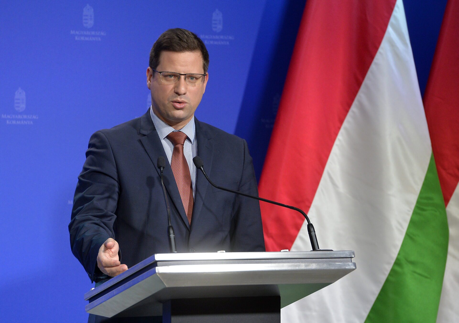 Macaristan, Ukrayna’dan ithalatı geçici olarak yasakladı
