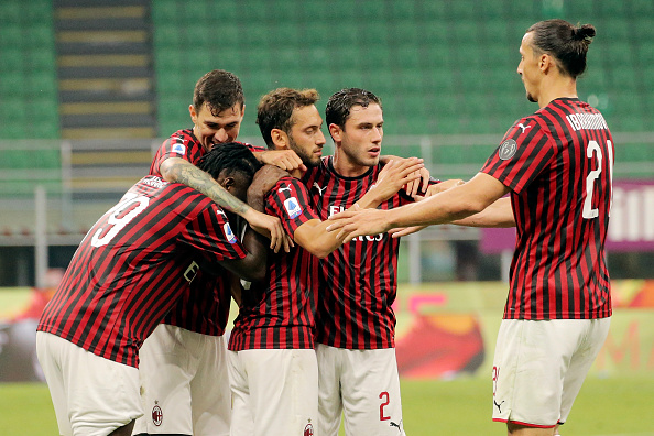 Çalhanoğlu yıldızlaştı, Milan 3 puanı aldı