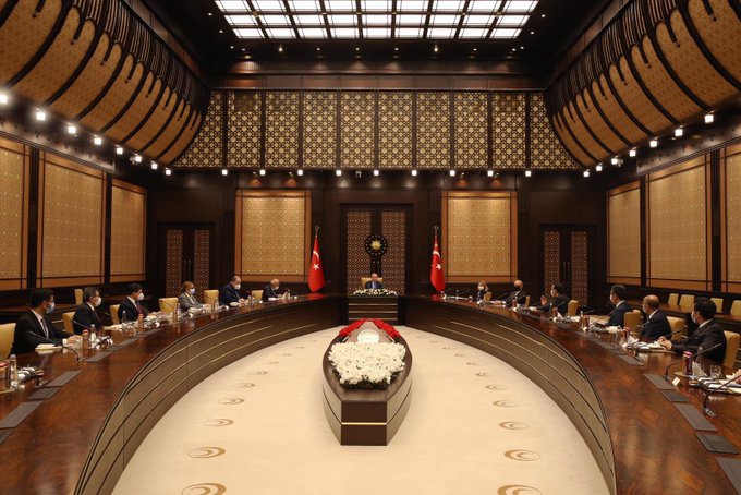 Cumhurbaşkanı Erdoğan, YASED Yönetim Kurulu ile görüştü!
