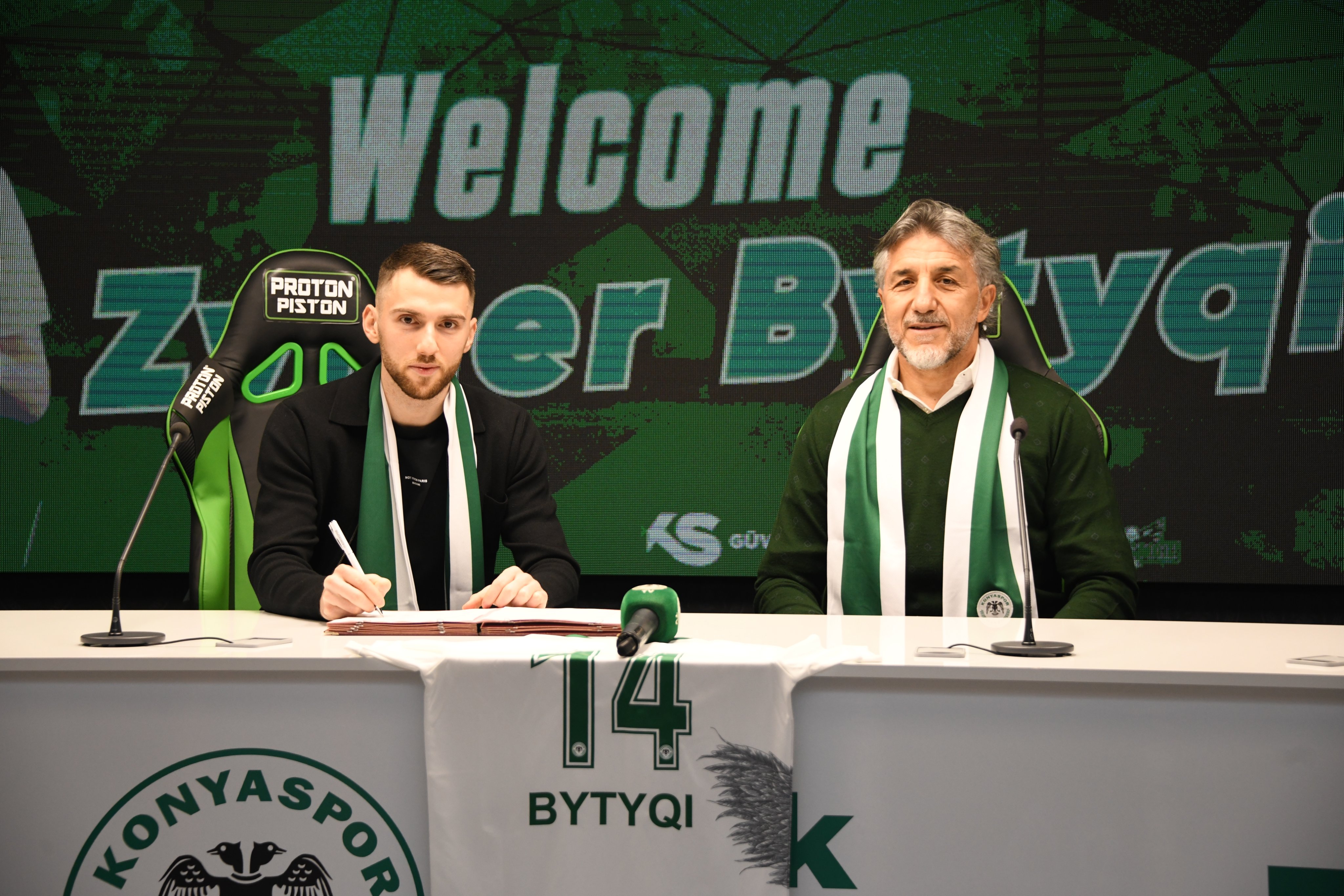Konyaspor, Zymer Bytyqi yi kadrosuna kattı