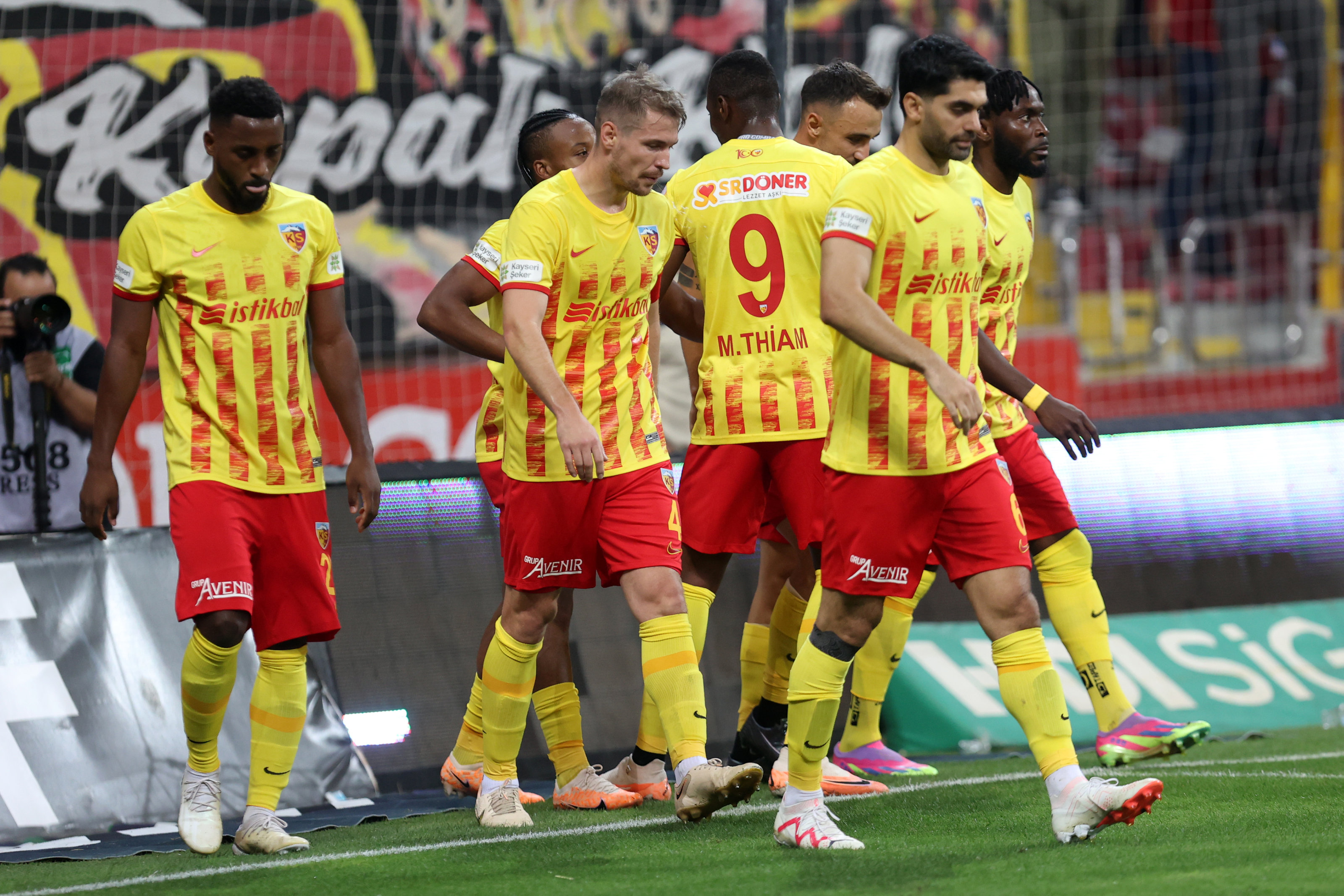 Kayserispor evinde hata yapmadı